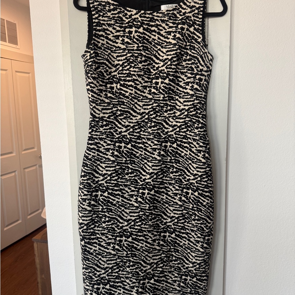 Max Mara Animal Print Knee Length Dress
